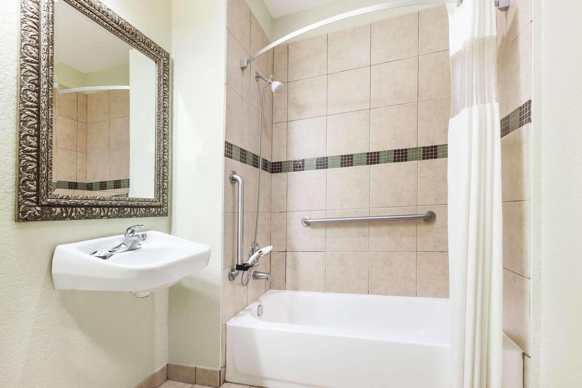 Baymont By Wyndham 3*